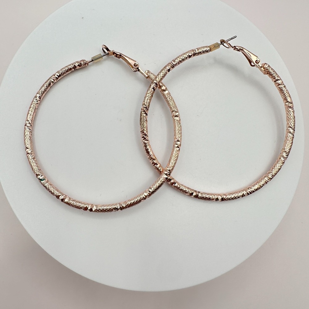 Vintage 90s Rose Gold Tone Textured Large Hoop Earrings Classic Fashion Jewelry